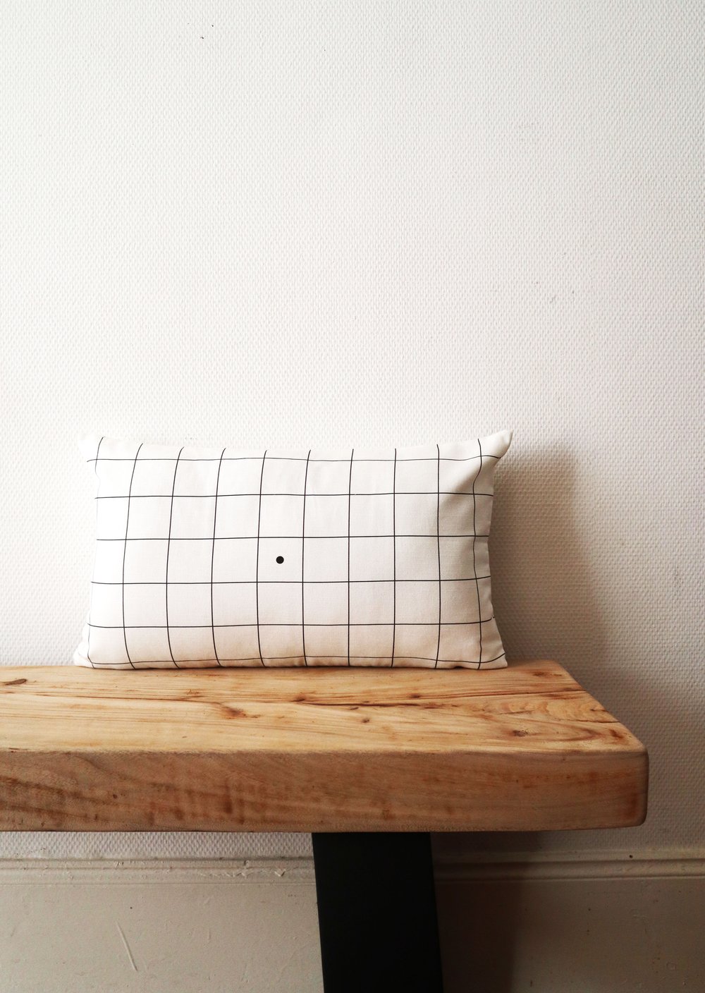 Image of Housse de coussin blanc écume - 𝗣𝗥𝗢𝗠𝗢 ̶𝟰̶𝟯̶€̶