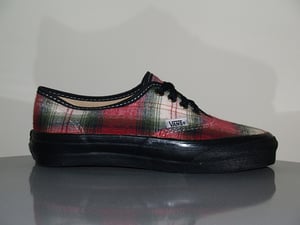 Image of VANS AUTHENTIC FLANNEL
