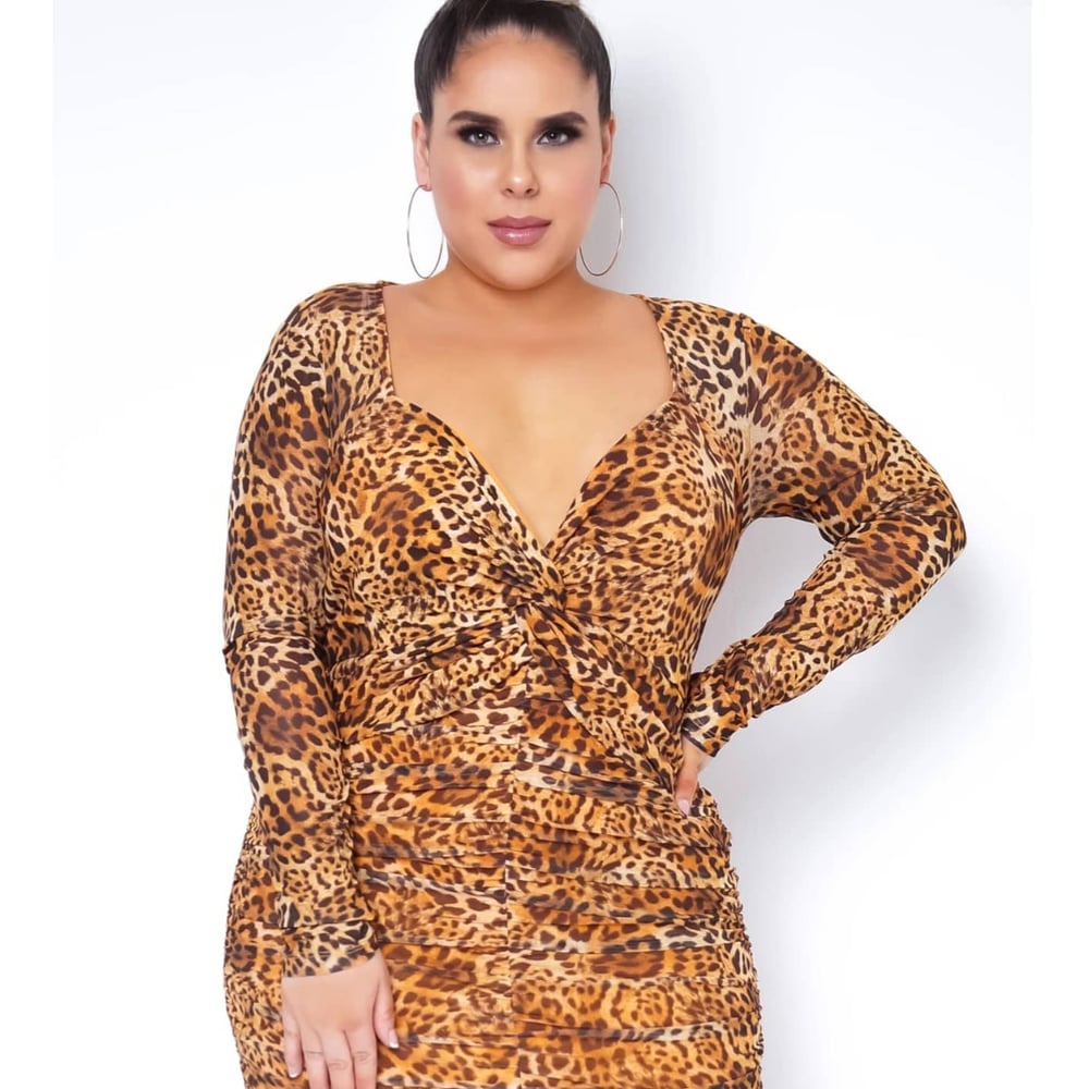 QUEEN IN THE JUNGLE DRESS