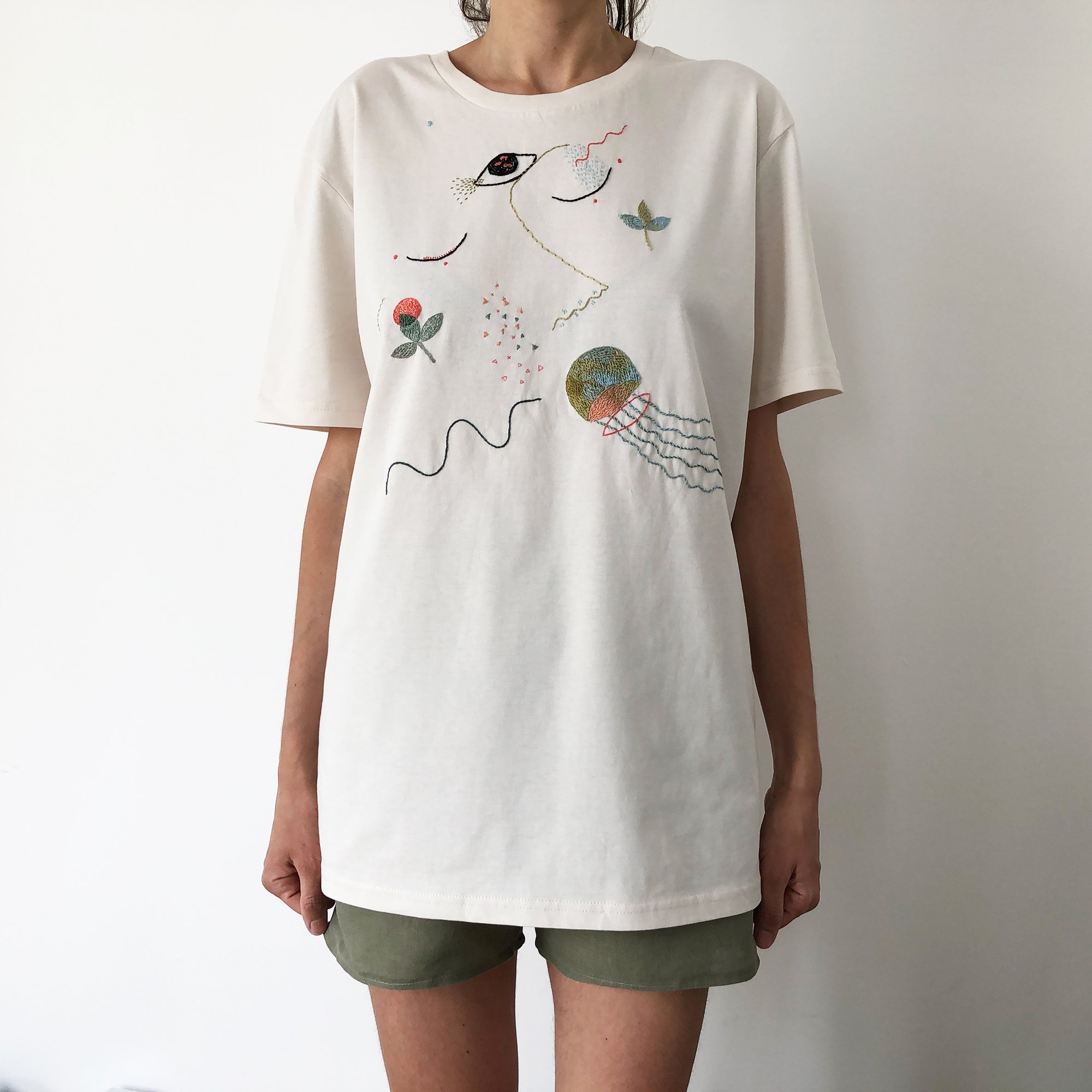 Day dreaming of the sea - hand embroidered organic cotton t-shirt ...