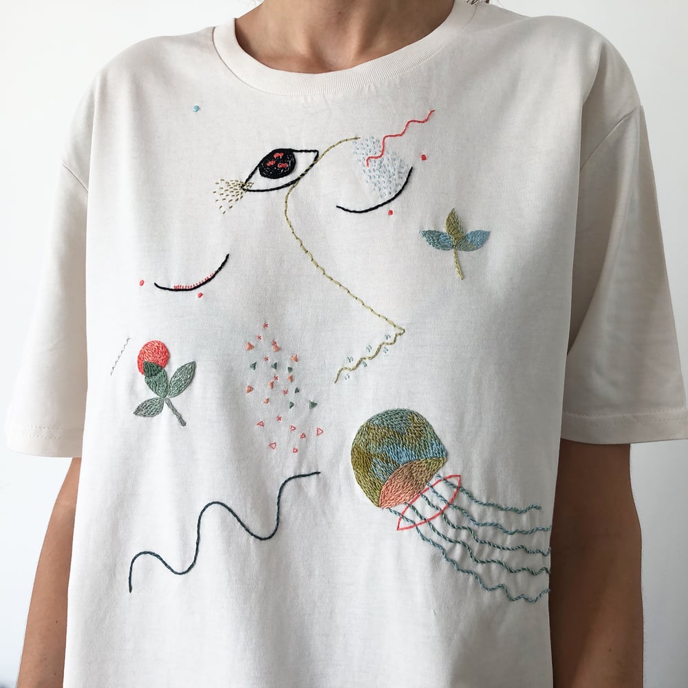 Image of Day dreaming of the sea - hand embroidered organic cotton t-shirt, Unisex, size Large