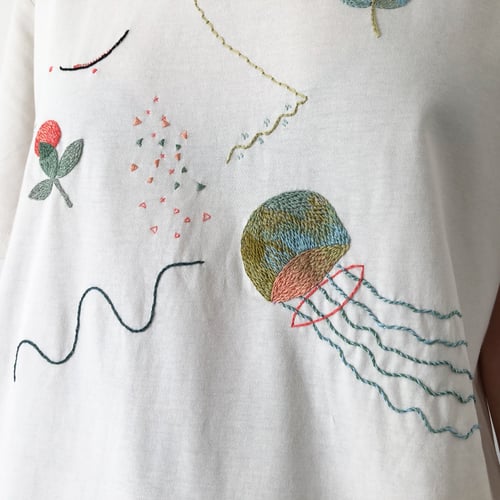Image of Day dreaming of the sea - hand embroidered organic cotton t-shirt, Unisex, size Large