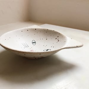 Image of Cat - medium bowl