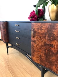 Image 4 of Vintage Mid Century Retro SIDEBOARD / CABINET WITH DRAWERS