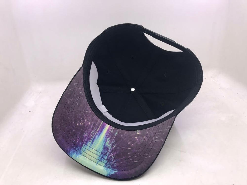 Snapback Hat w. Artwork Print (European Stock)