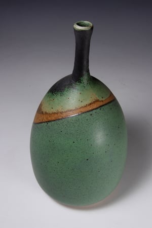 Green matt bottle (e015)