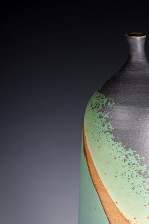 Green matt bottle (e016)