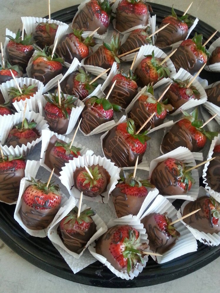 Image of Choc dip strawberries.  NOT AVAILABLE OVER GOOD FRIDAY EASTER WEEKEND.
