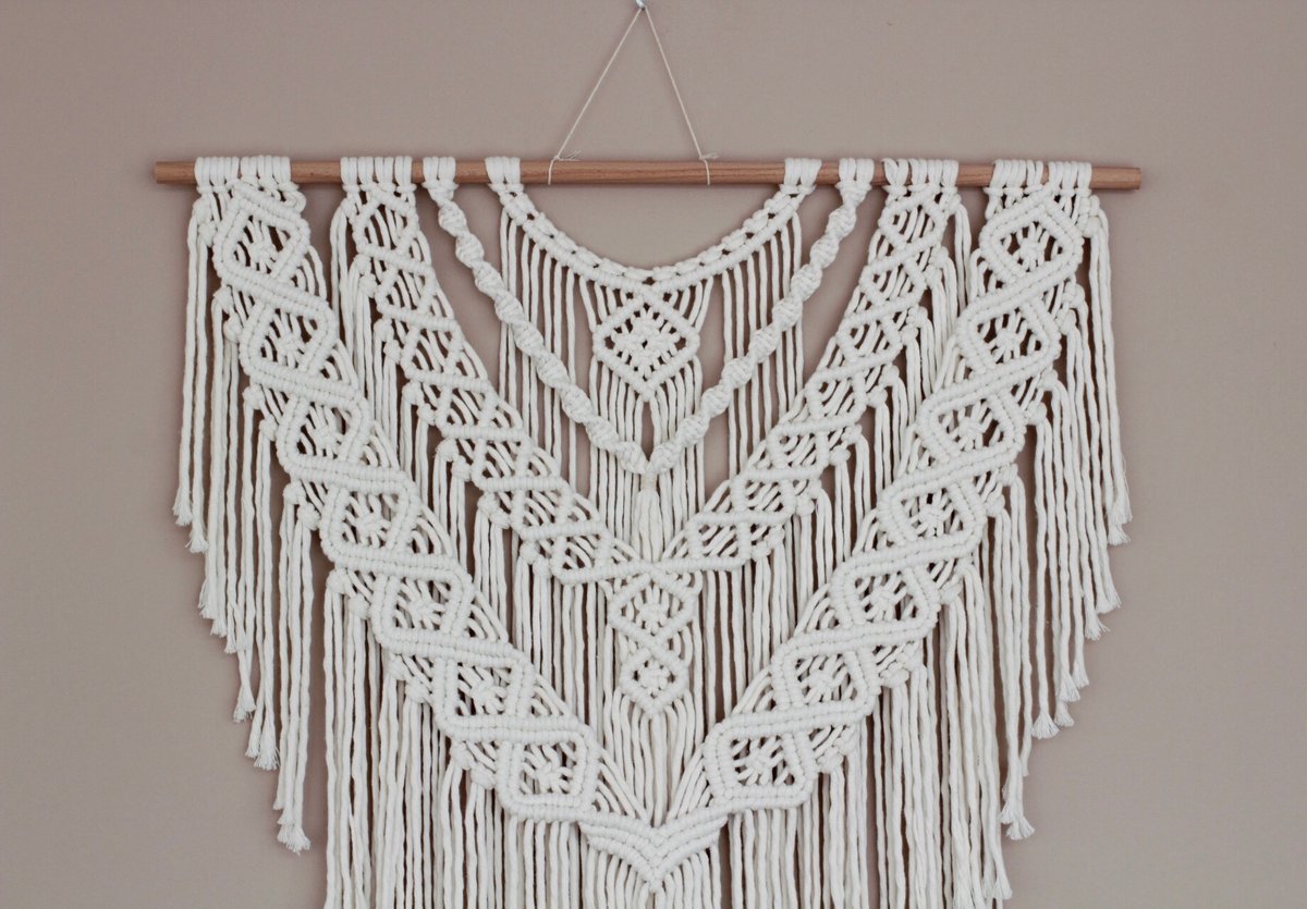 `Gokarna´ wall hanging | Flor de Awita