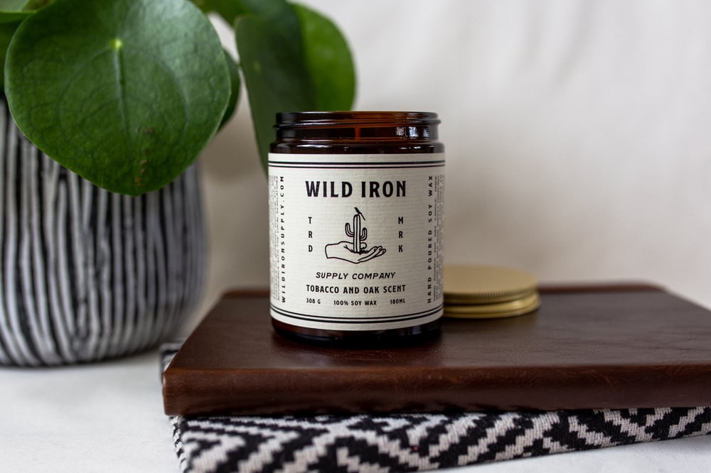 Tobacco and Oak soy candle