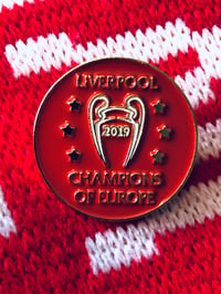 CHAMPIONS OF EUROPE PIN BADGE - RED