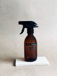 Image 3 of Spray de Vidrio Ámbar Personalizable