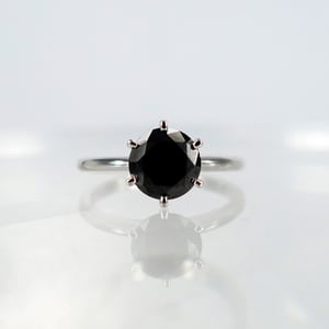 Image of PJ5736 18ct Black Diamond solitiare 
