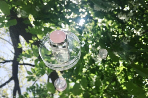 Image of "Tender love" silver ring with rose quartz · TENER AMOR ·