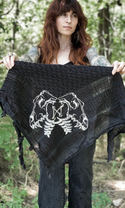 Image of WOLF SKULL SCARF