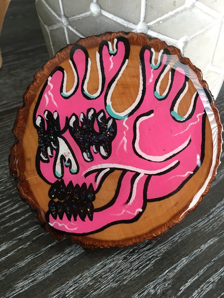 Image of Pink drippy skull