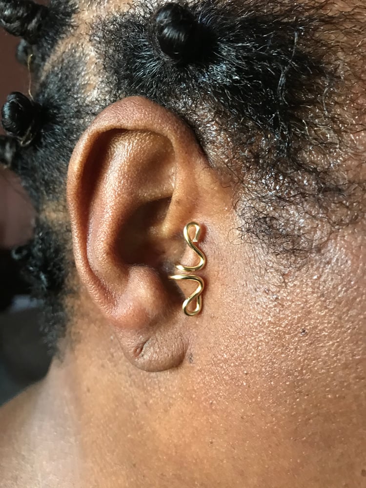Image of Ear lobe cuff 
