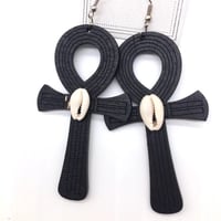 Image 1 of Awesome wooden Ankh with shell