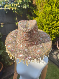 Image 8 of Dolly cowboy hat - recycled sari fabric gold silver