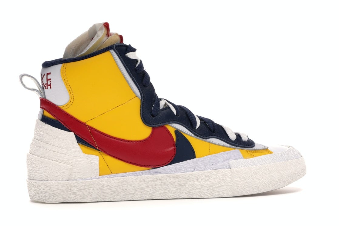 sacai snow beach