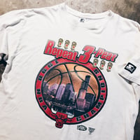 Original 90’s Chicago Bulls Three Peat Tee.