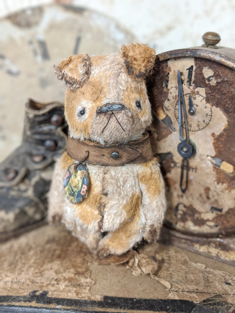 Image of Teenie-Weenie 4" old English bulldog vintage leather collar by whendis bears