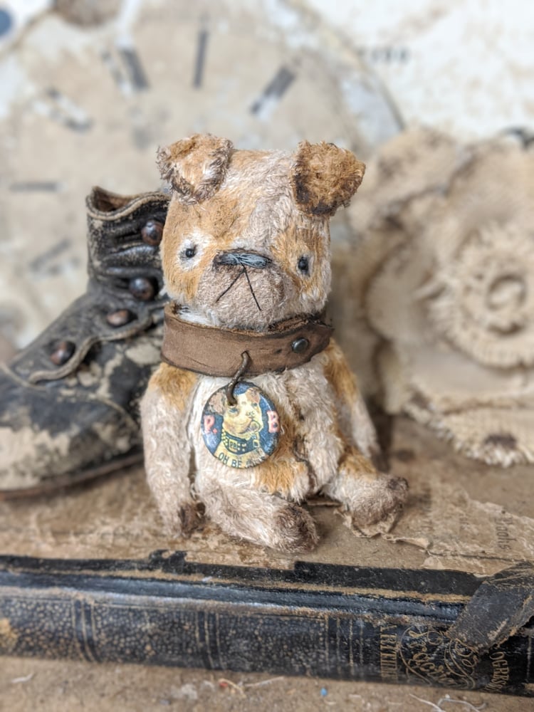 Image of Teenie-Weenie 4" old English bulldog vintage leather collar by whendis bears
