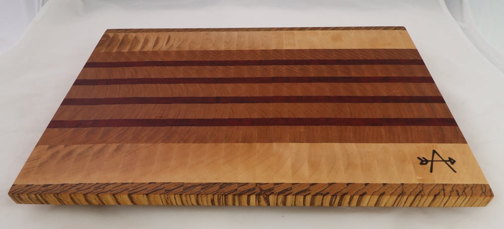 Image of PB&J END-GRAIN CUTTING BOARD (EG010)