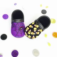 Image 2 of Specialty 4.5" soles (6-12 months)