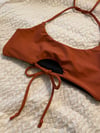 VERO TOP : MATTE BRONZE X BLACK 