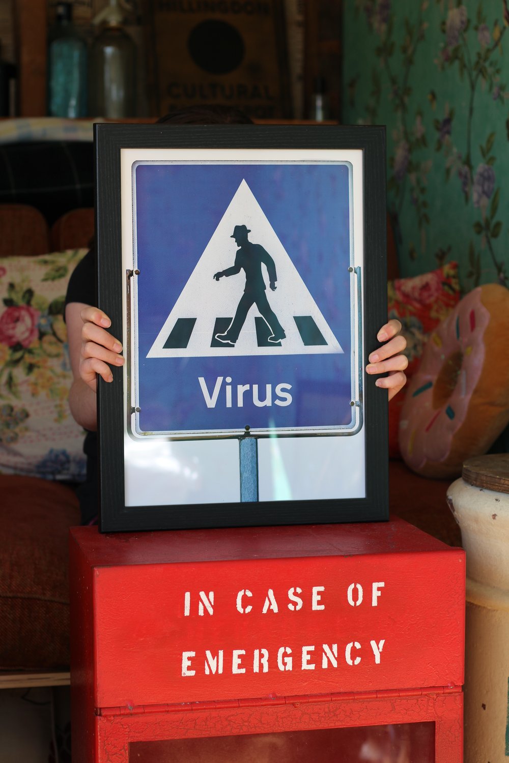 Image of VIRUS WITH SHOES