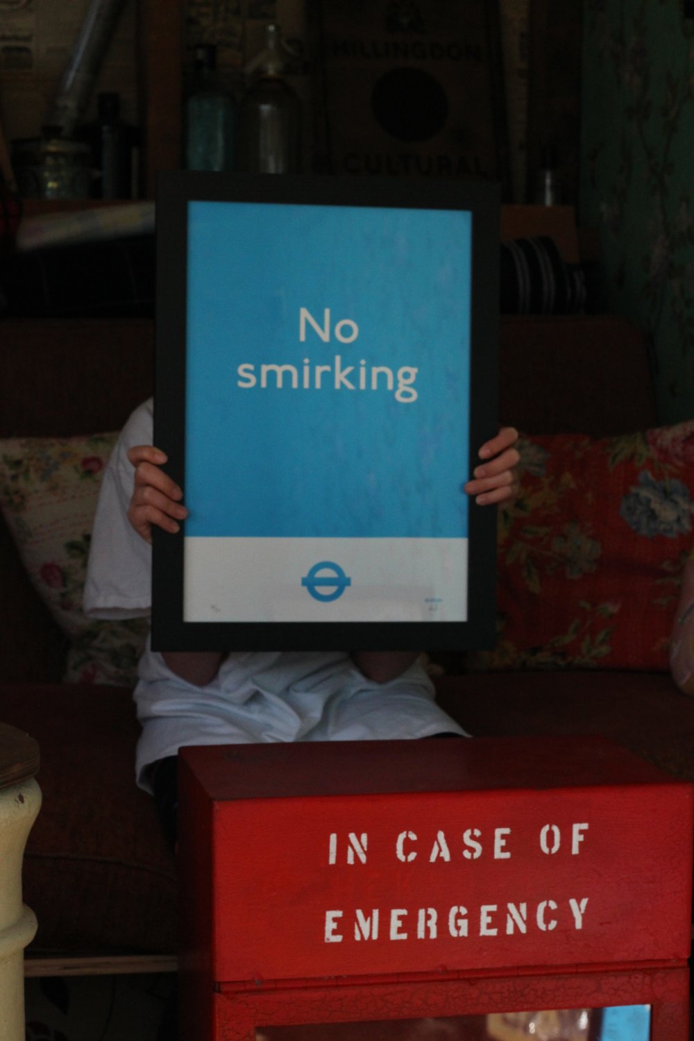 Image of NO SMIRKING - VICTORIA LINE