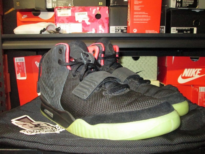 Image of Air Yeezy II (2) "Solar Red/Blk' *PRE-OWNED*