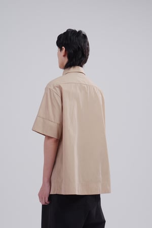 Image of TRAN - 條紋寬版襯衫(卡其)