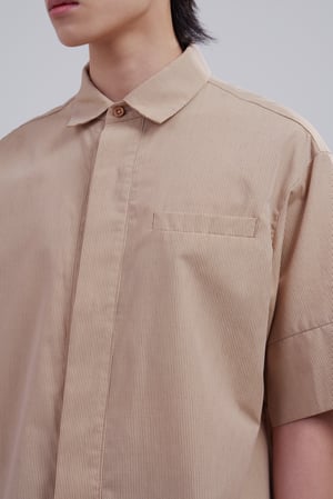 Image of TRAN - 條紋寬版襯衫(卡其)  