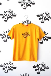 Image of post up tee in gold 