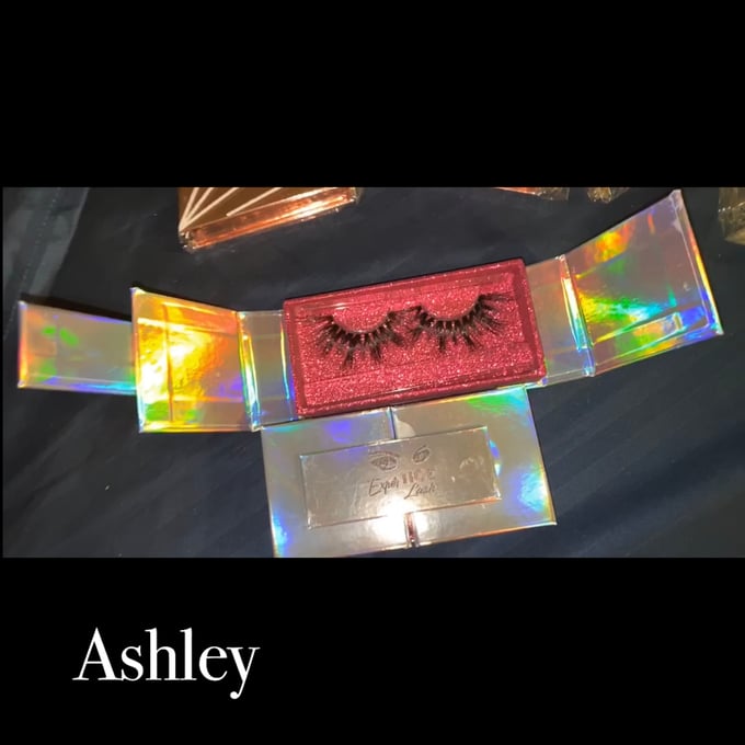 Image of Expertice Lashes