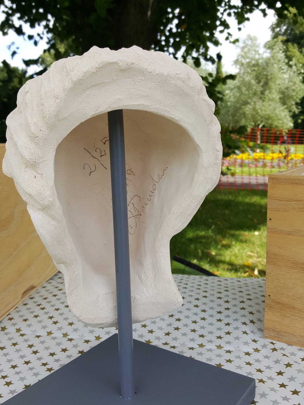 The Man Who Fell To Earth (Sculpture)