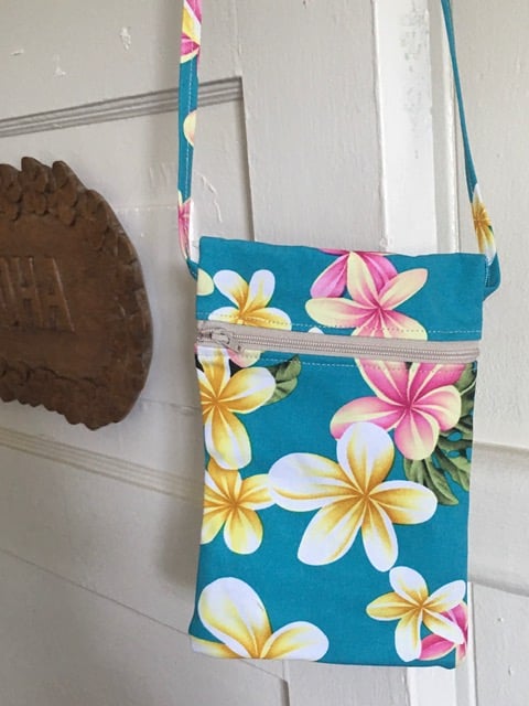 Fragrant Plumeria Cross Body Bag