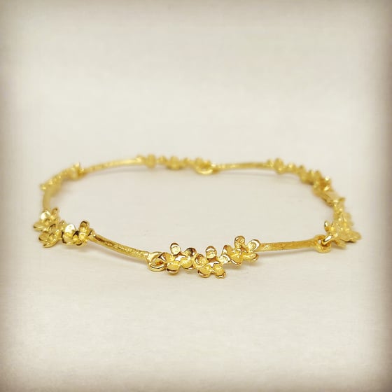 Beeld van Forget-me-not bracelet