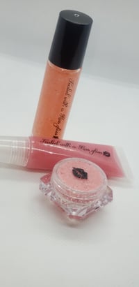 Image 2 of B Dazzled Lip kit