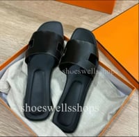 Image 1 of Women’s H Slippers