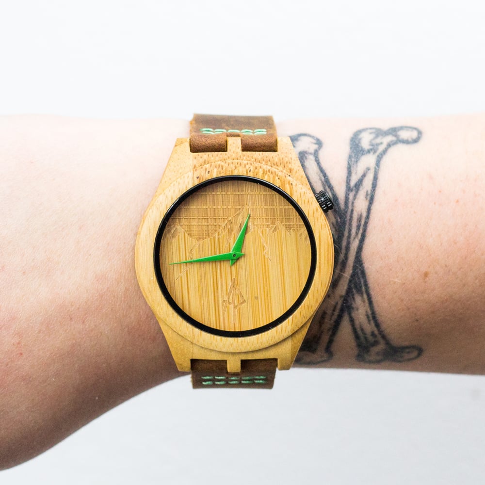 APACHE PINE "The Ridge" Watch 