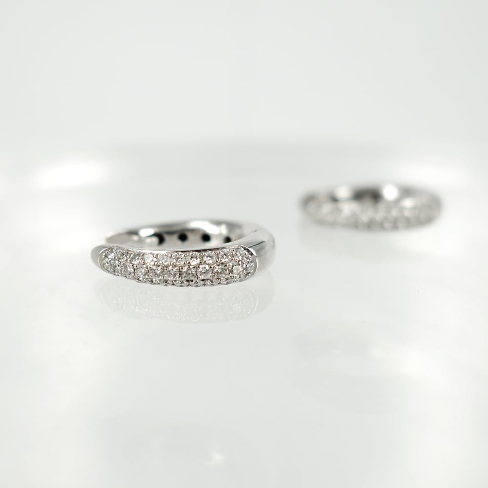 Image of E1802 - 18ct white gold diamond pave hoop earrings 