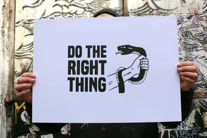 Image of Piotr Jackowski "Do the Right Thing" (selfisz)