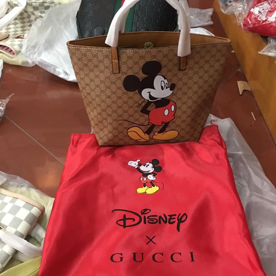 Image of Mickey Mouse Gucci Purse