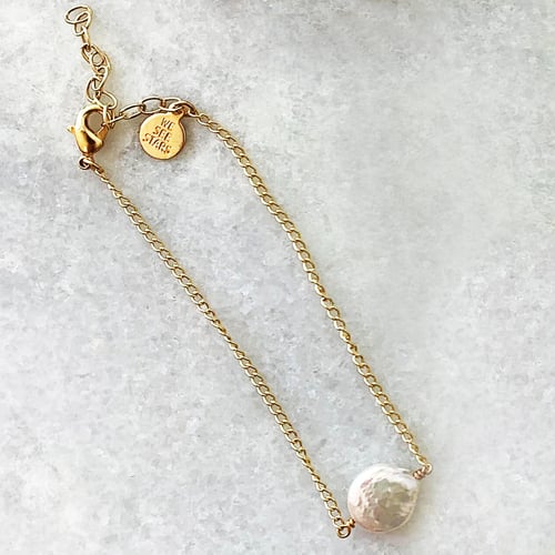 Image of Coin Pearl Bracelet