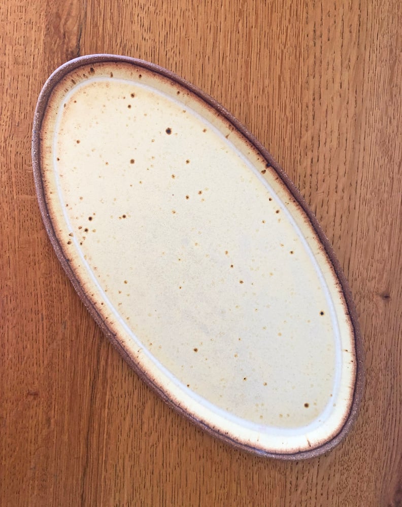 Image of Oval Plate / Yellow Salt 