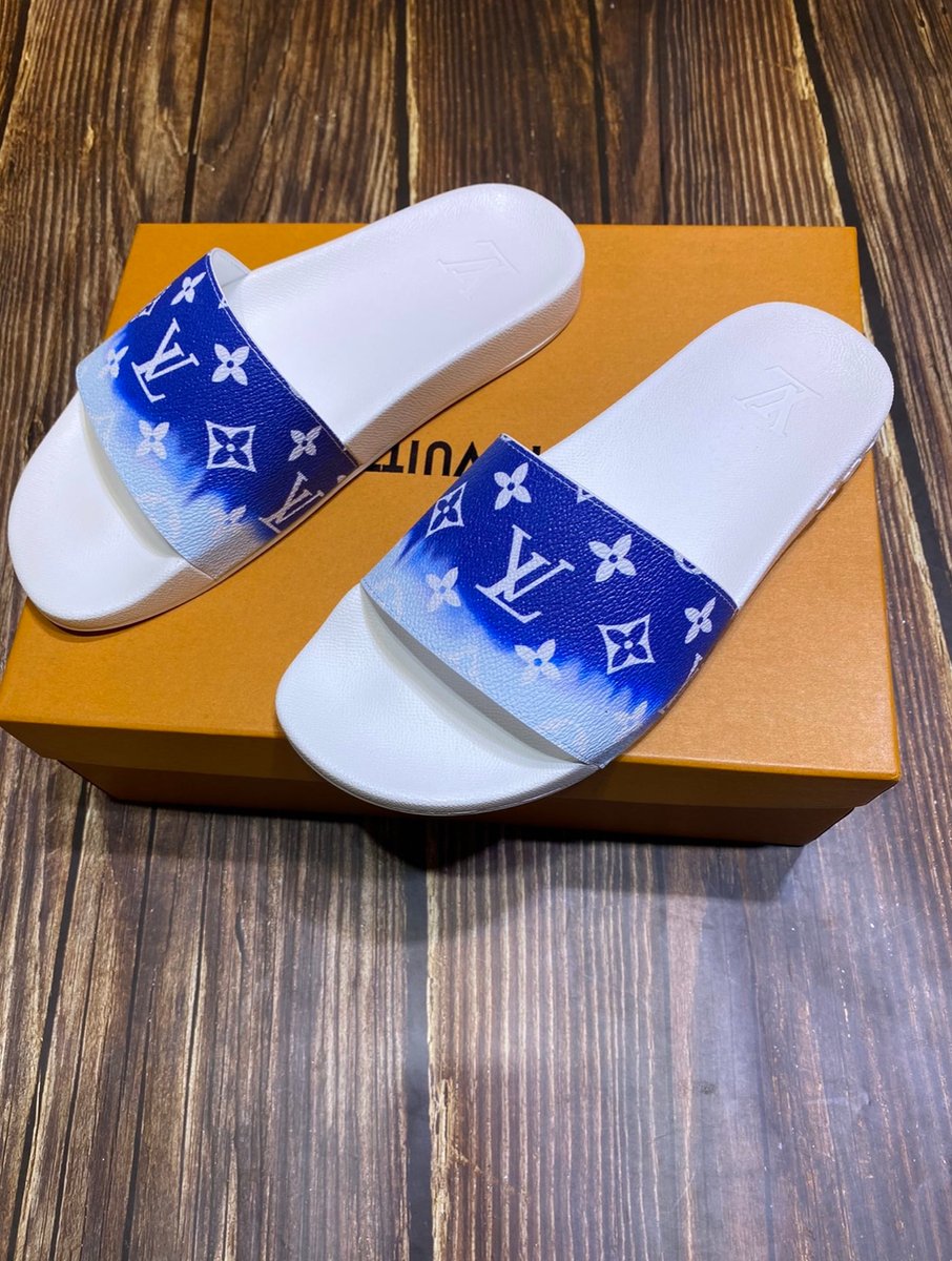 Blue Louis Vuitton Slides Please leave your size in the note section at checkout | Royal Selection