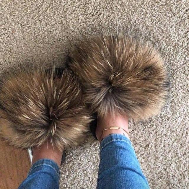 Racoon fur slides online